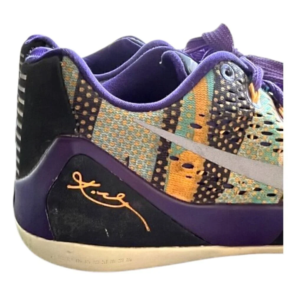 Men's RARE Nike Kobe 9 EM Low Unleashed Pop Art 2014 Sneakers Size 8 1/2